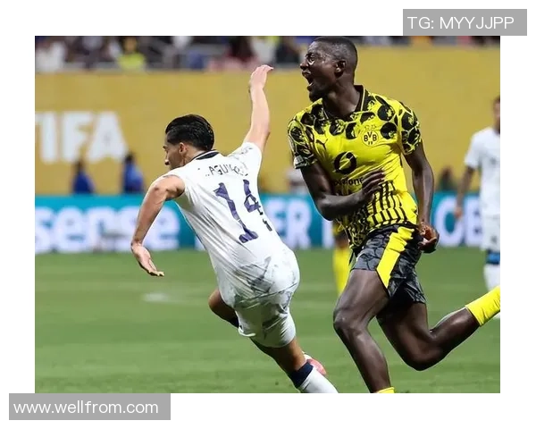 巴黎与拜仁对决的比赛地点揭晓引发球迷热议